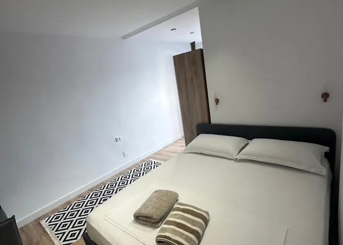 Center דירה סרנדה